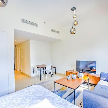 Expo Village Serviced Apartments Dubai Esterno foto