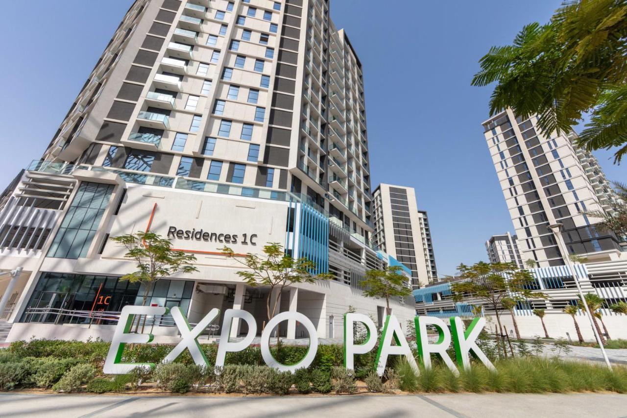 Expo Village Serviced Apartments Dubai Esterno foto