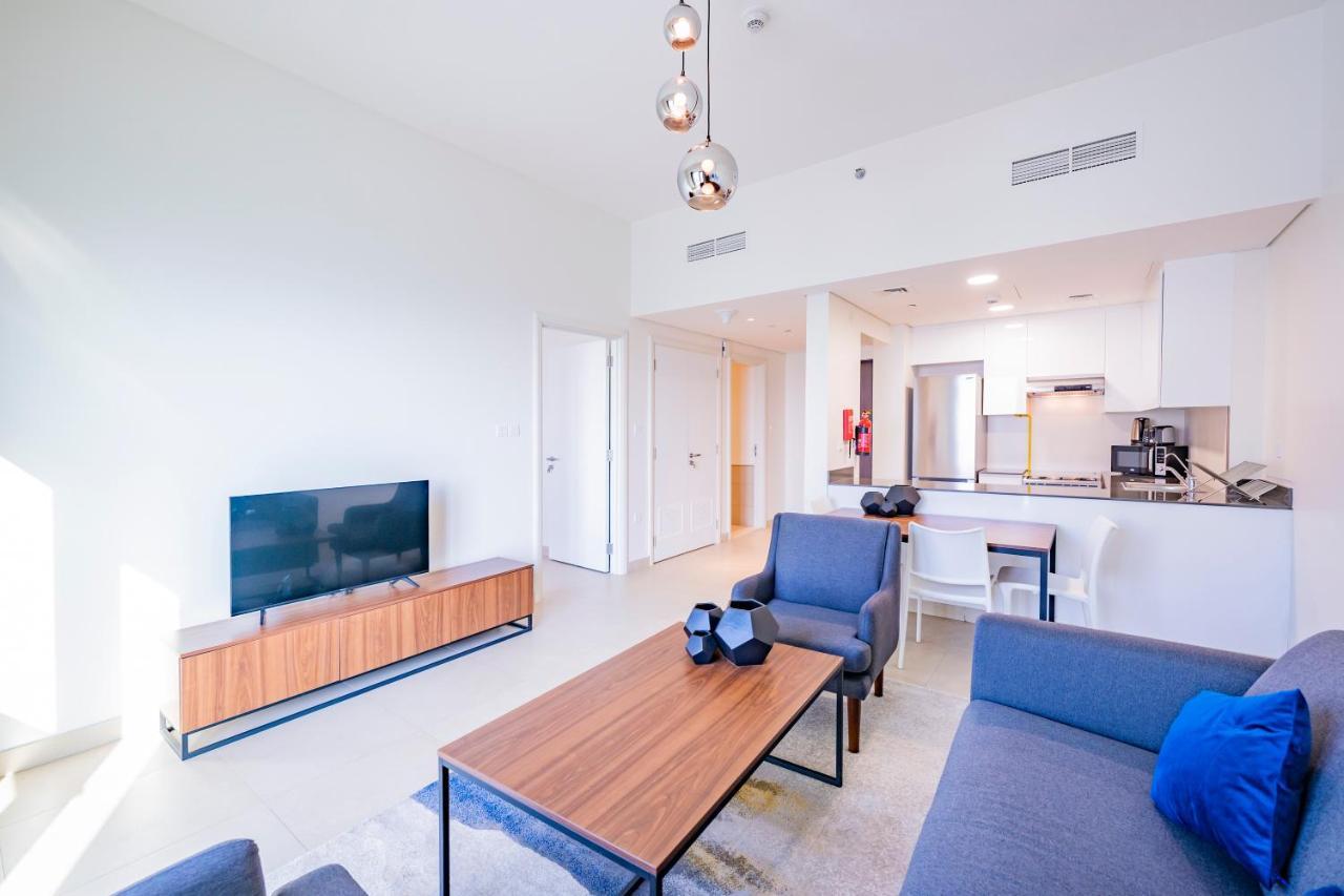 Expo Village Serviced Apartments Dubai Esterno foto