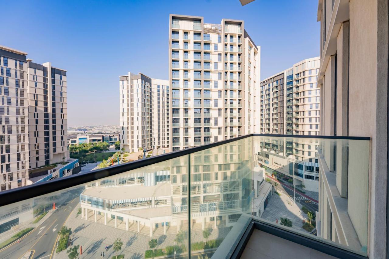 Expo Village Serviced Apartments Dubai Esterno foto