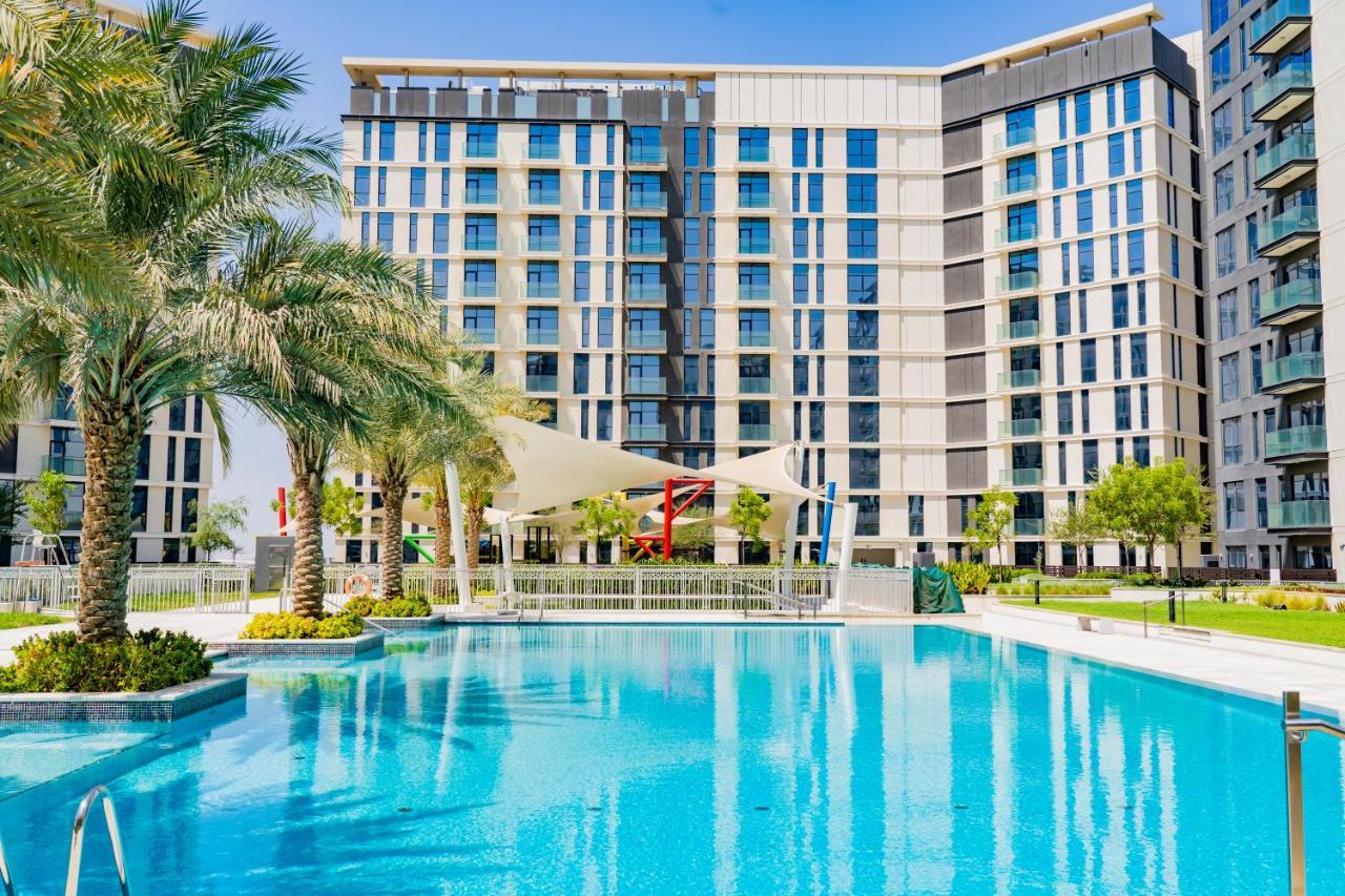 Expo Village Serviced Apartments Dubai Esterno foto