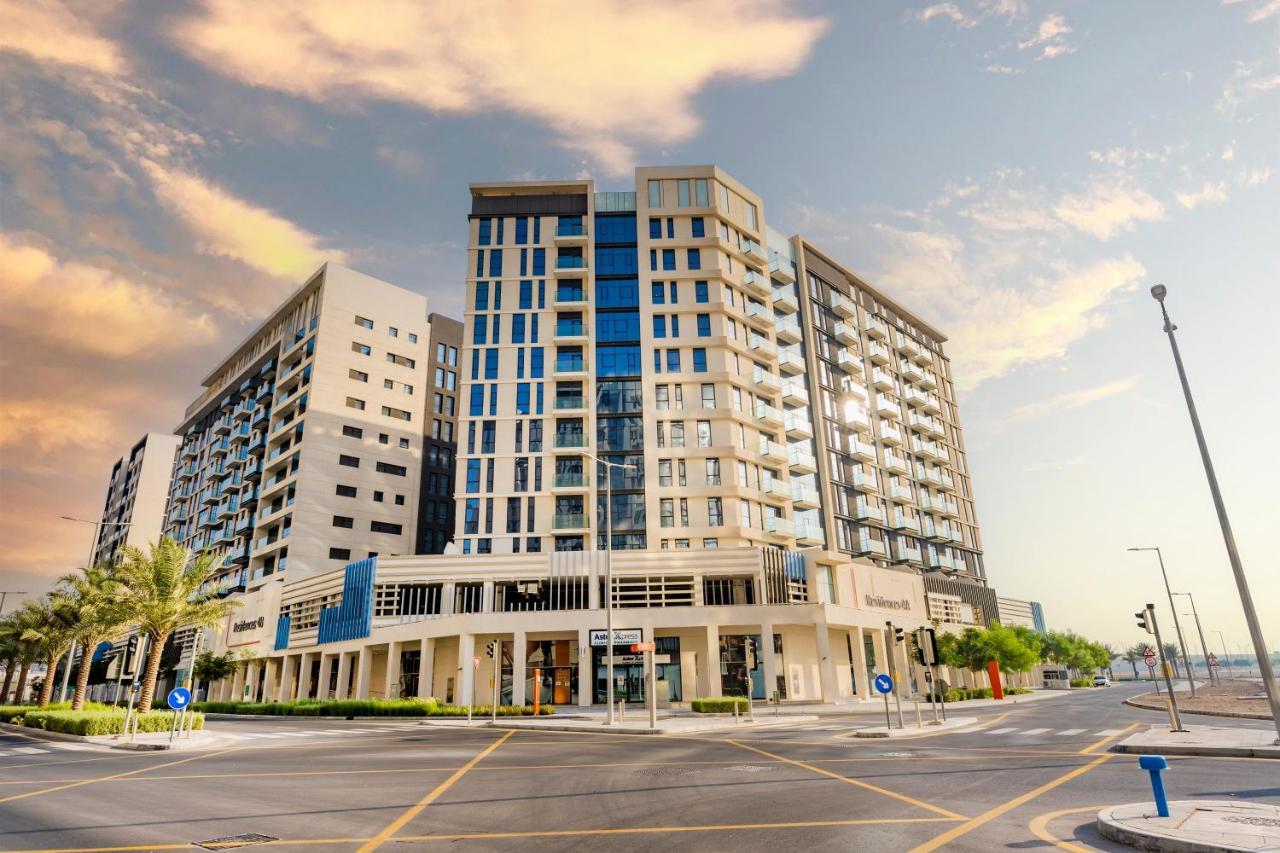 Expo Village Serviced Apartments Dubai Esterno foto