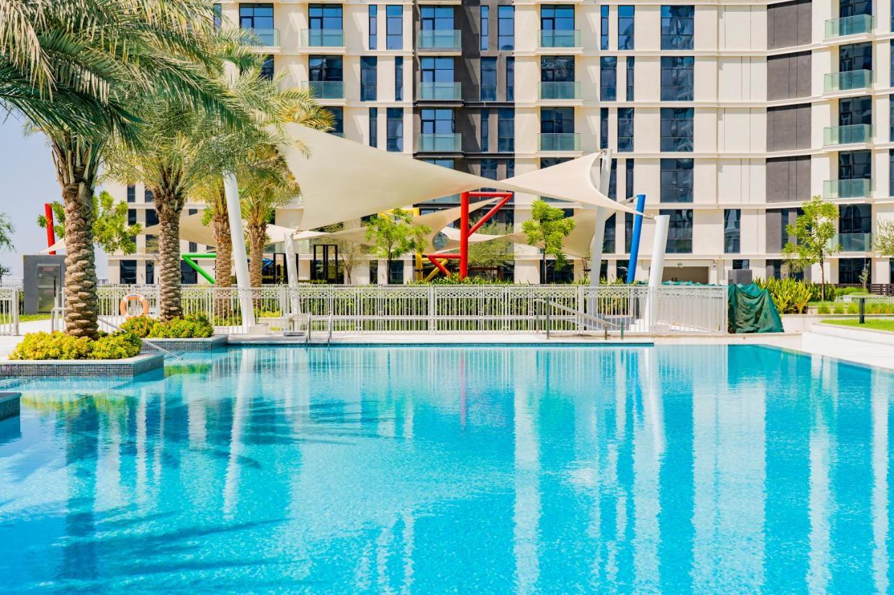 Expo Village Serviced Apartments Dubai Esterno foto