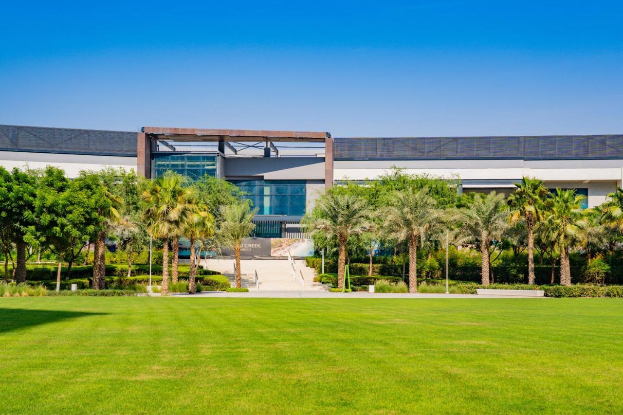 Expo Village Serviced Apartments Dubai Esterno foto